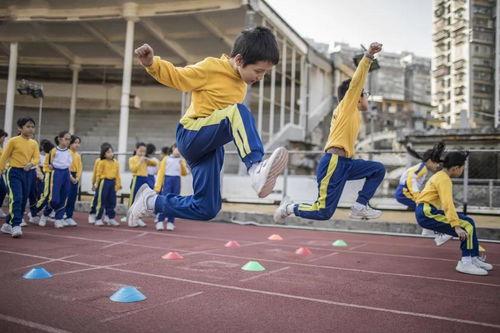 娱乐吃瓜酱不同人风向